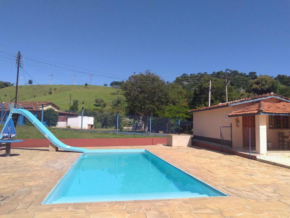Pousada E Pesqueiro Trem Do Peixe Monte Alegre do Sul Exterior foto